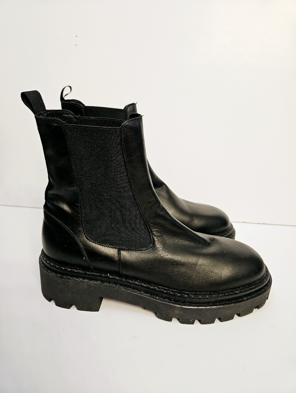 L'Intervalle Lavak Boots Chelsea Boots Size 40 US 9-9.5 Black Leather EUC